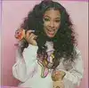 Araci, Evy Henriques